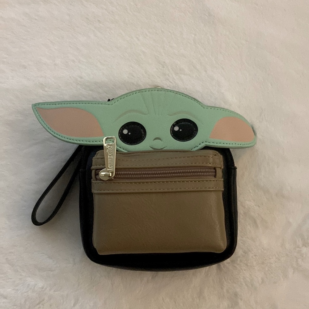 Loungefly YODA wristlet/belt bag